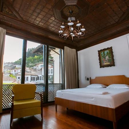 Hotel Onufri Berat Exterior foto
