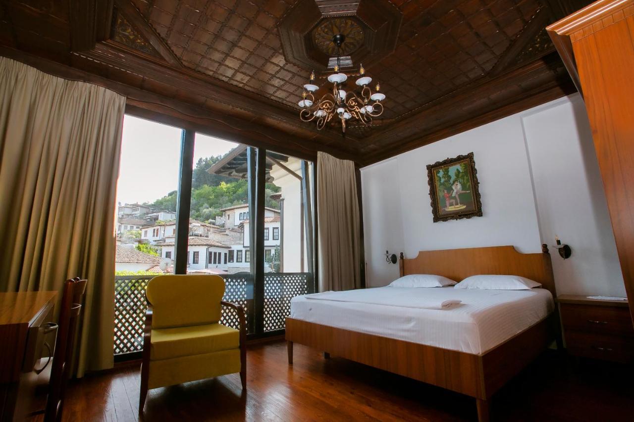 Hotel Onufri Berat Exterior foto