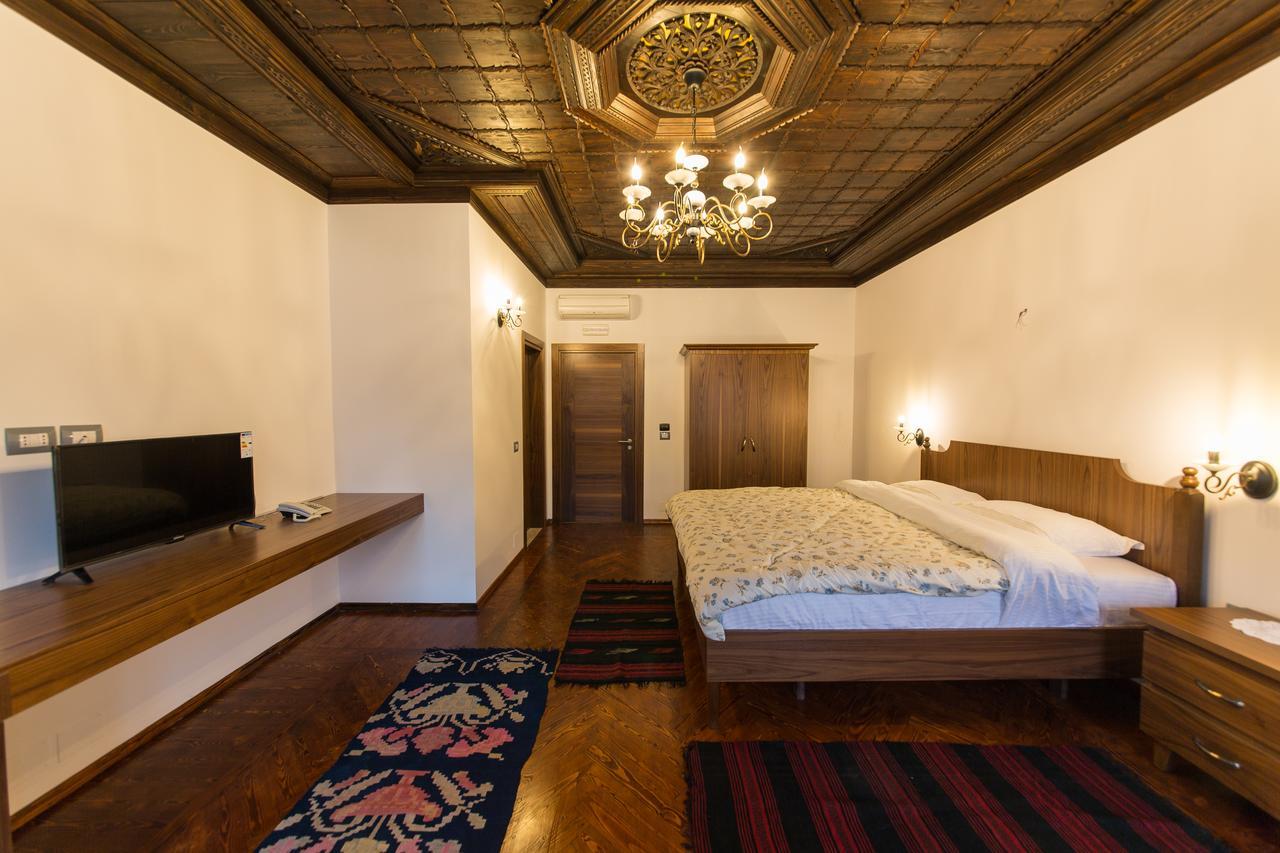 Hotel Onufri Berat Exterior foto