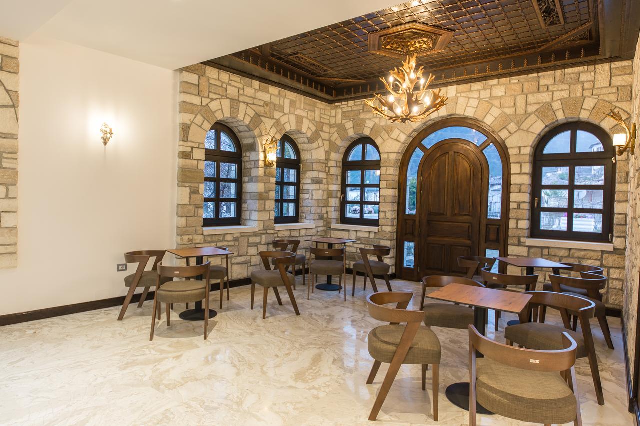 Hotel Onufri Berat Exterior foto